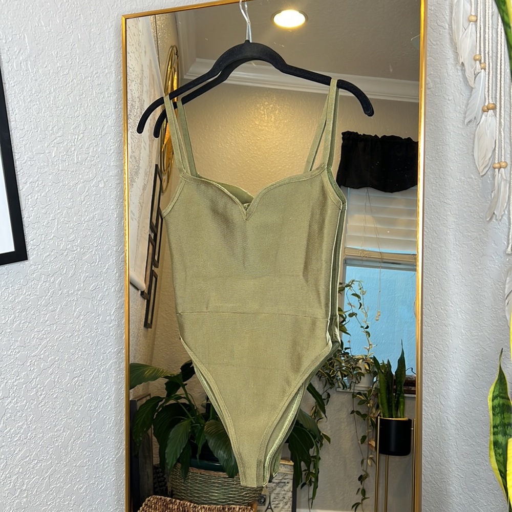 House of CB 'Kamila' Olive Sweetheart Neckline Bandage Bodysuit NWOT - Picture 6 of 9